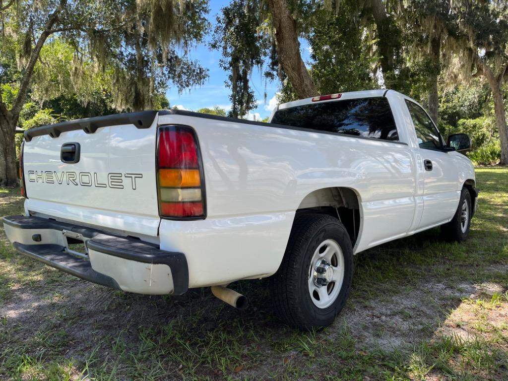 2003 Chevrolet Silverado 1500 Base